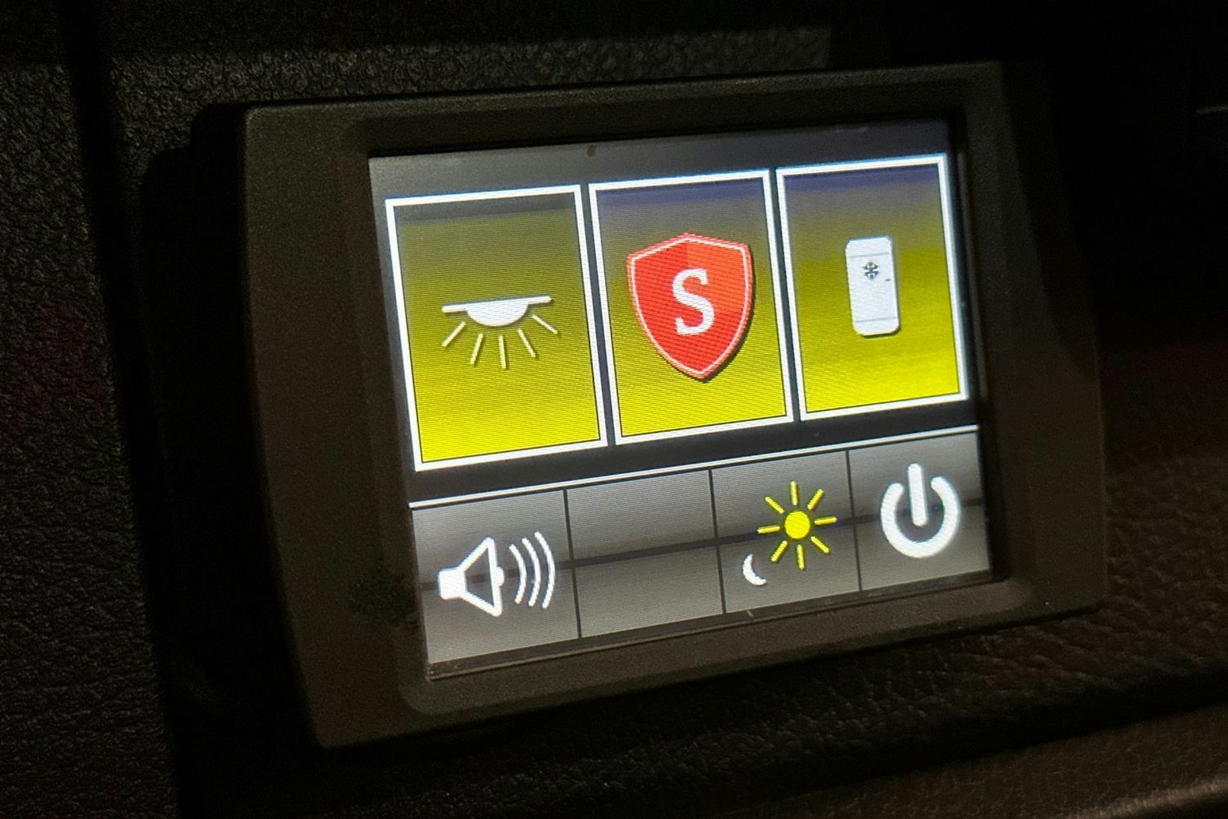 musta Mercedes-Benz Sprinter 2019 kuva 27.