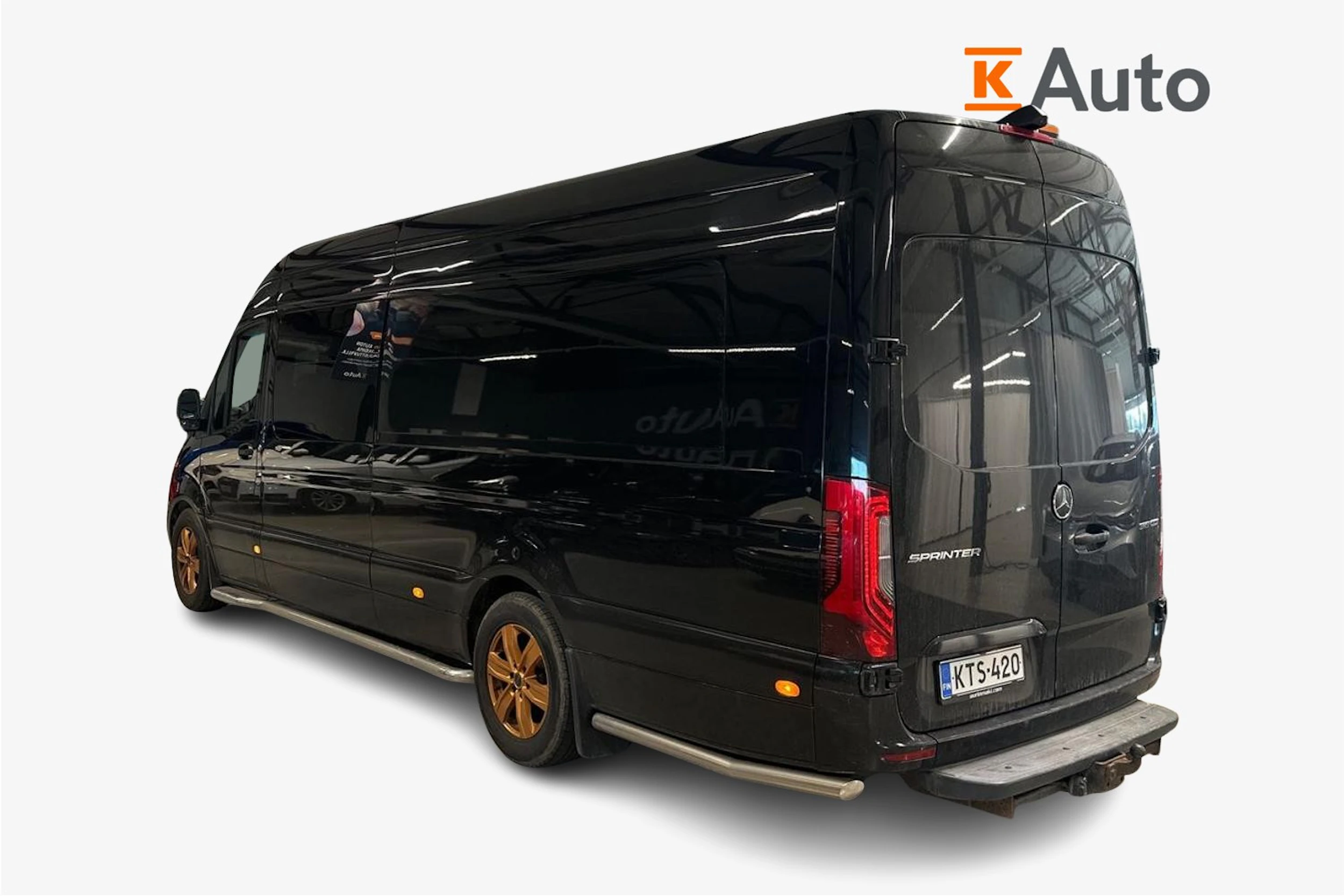 musta Mercedes-Benz Sprinter 2019 kuva 2.