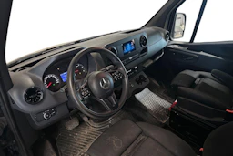musta Mercedes-Benz Sprinter 2019 kuva 3.