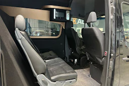 musta Mercedes-Benz Sprinter 2019 kuva 6.