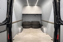 met. musta Mercedes-Benz Sprinter 2019 kuva 14.