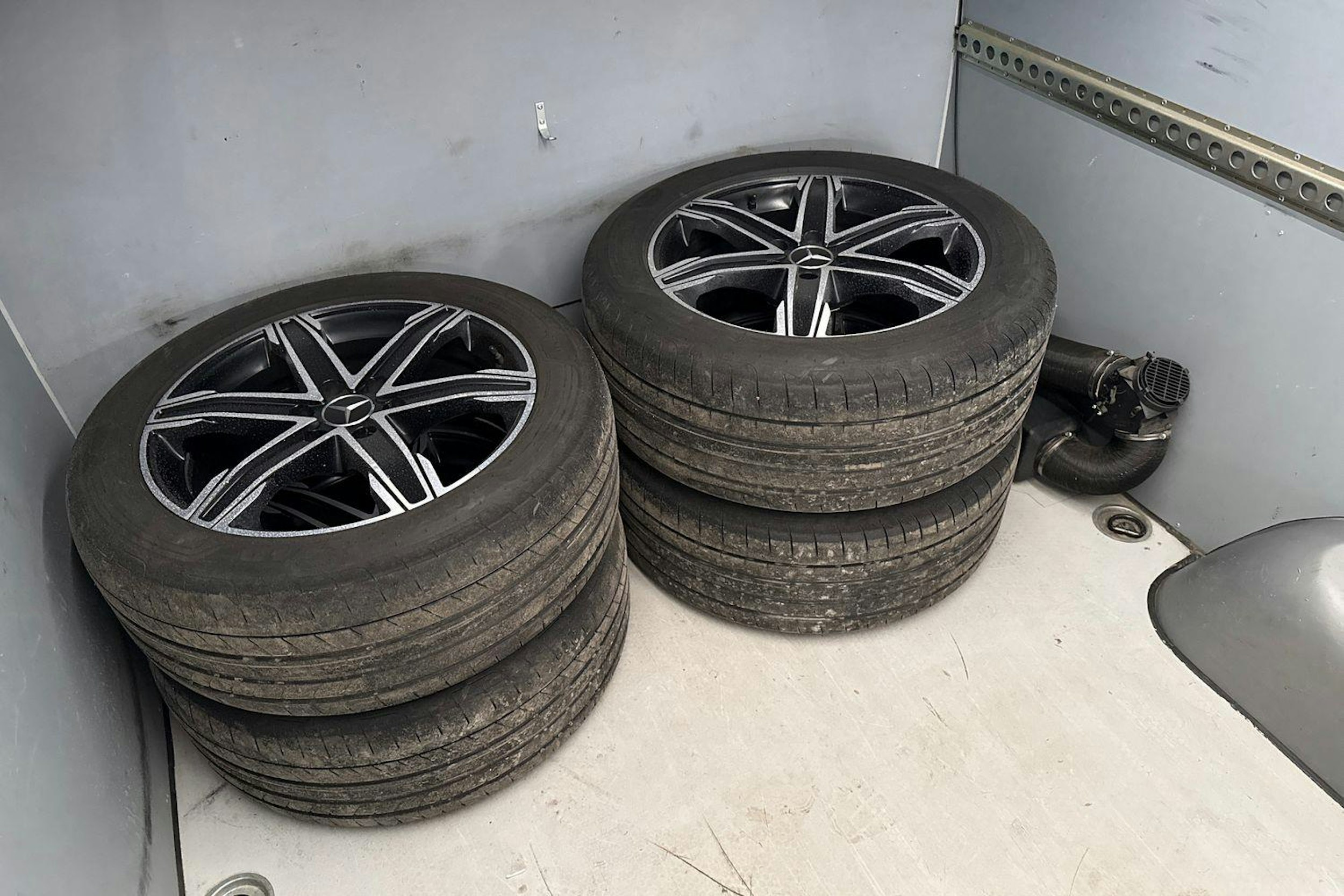 met. musta Mercedes-Benz Sprinter 2019 kuva 15.