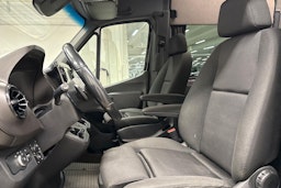 met. musta Mercedes-Benz Sprinter 2019 kuva 16.