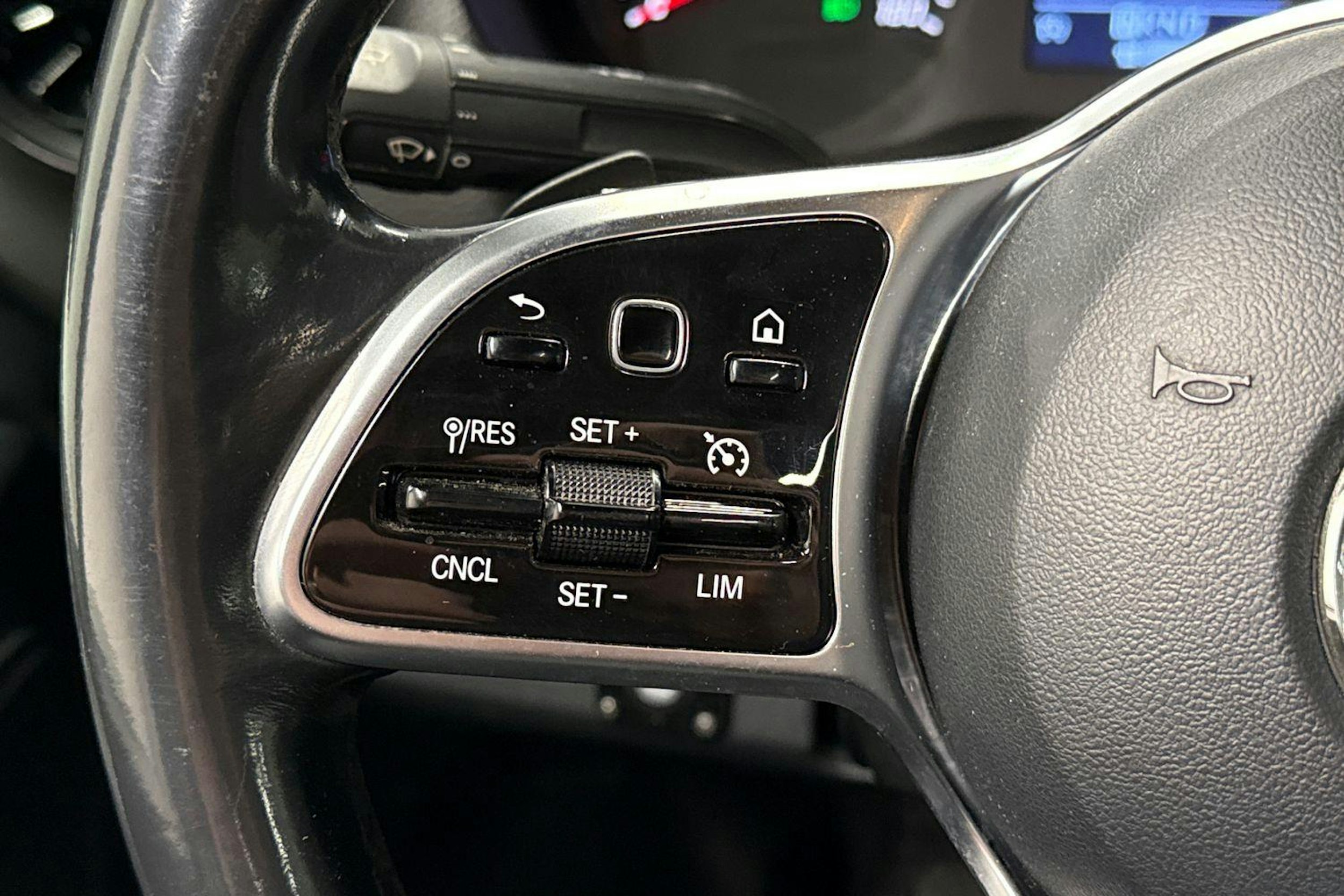 met. musta Mercedes-Benz Sprinter 2019 kuva 17.