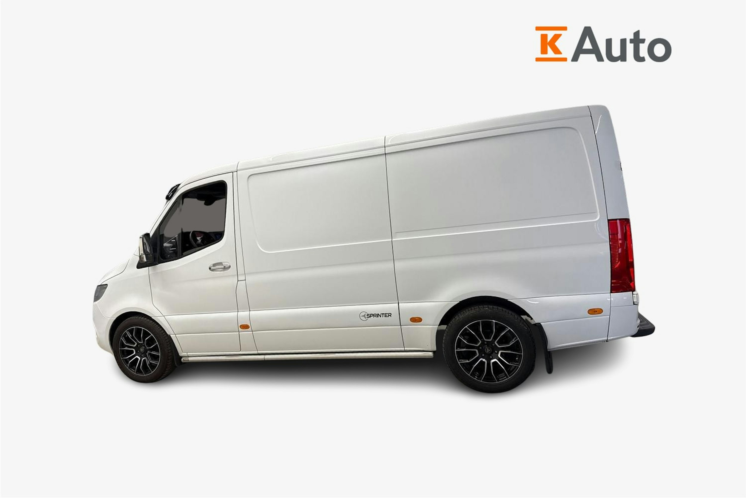 valkoinen Mercedes-Benz Sprinter 2019 kuva 6.