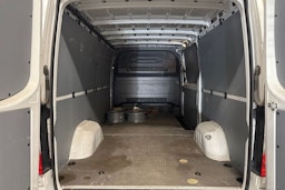 valkoinen Mercedes-Benz Sprinter 2019 kuva 14.