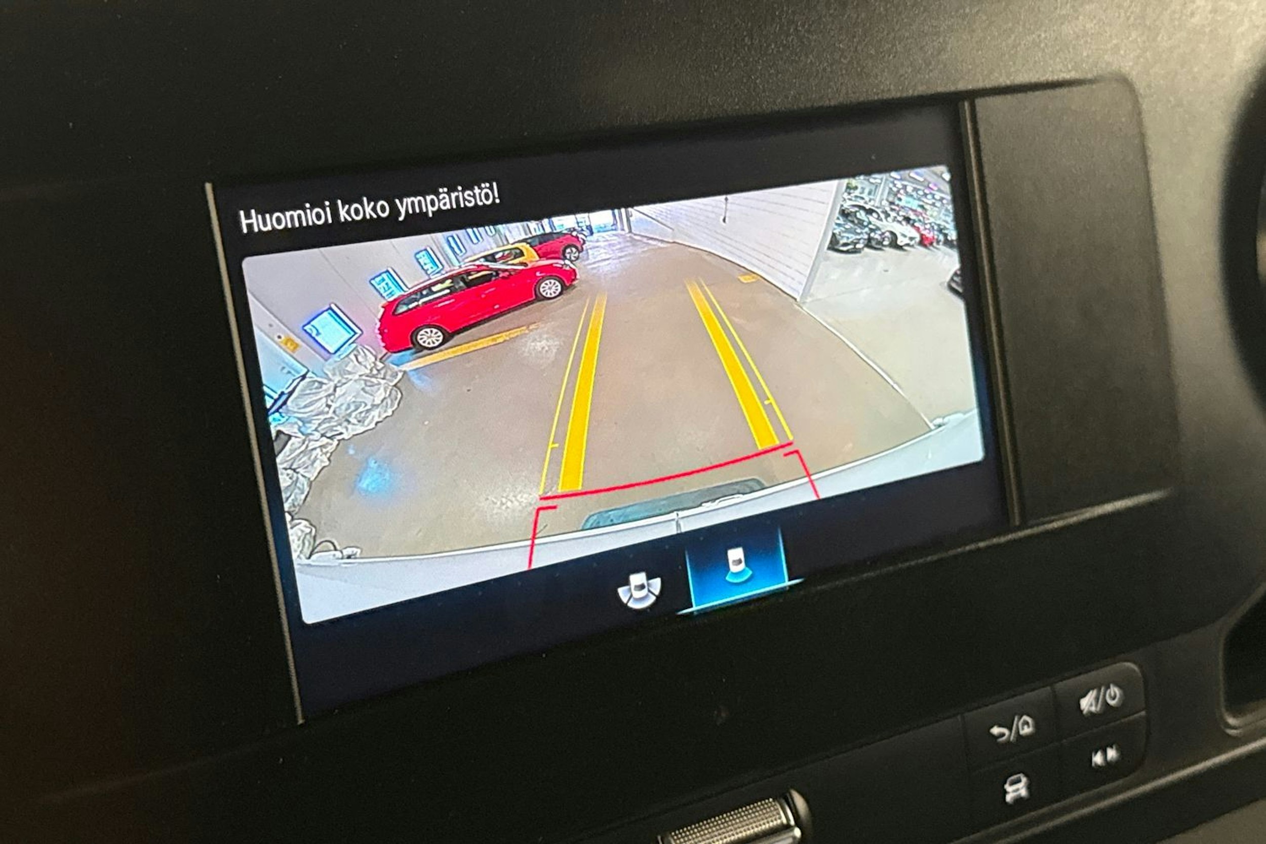 valkoinen Mercedes-Benz Sprinter 2019 kuva 20.