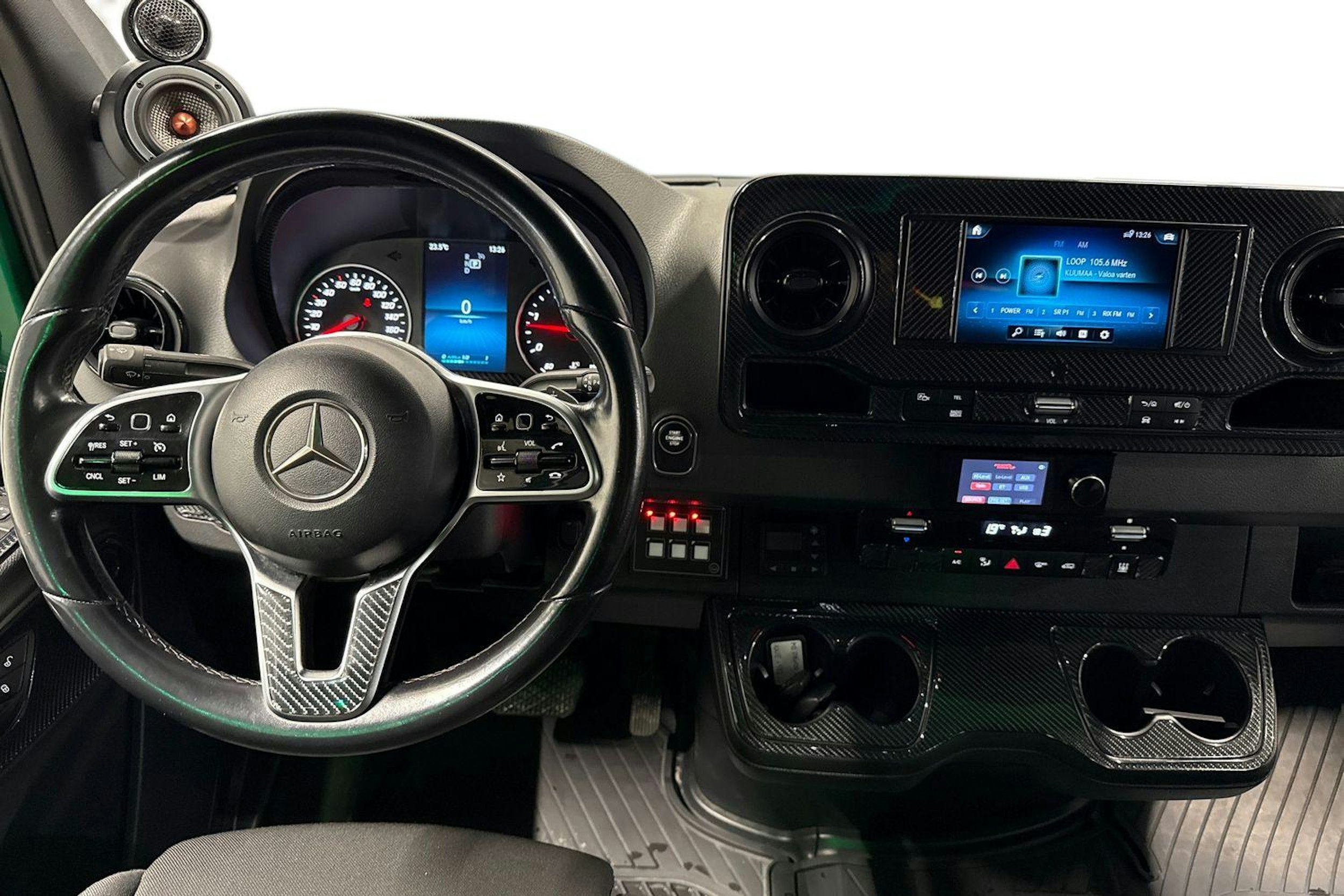 vihreä Mercedes-Benz Sprinter 2019 kuva 7.