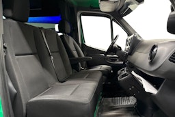 vihreä Mercedes-Benz Sprinter 2019 kuva 8.