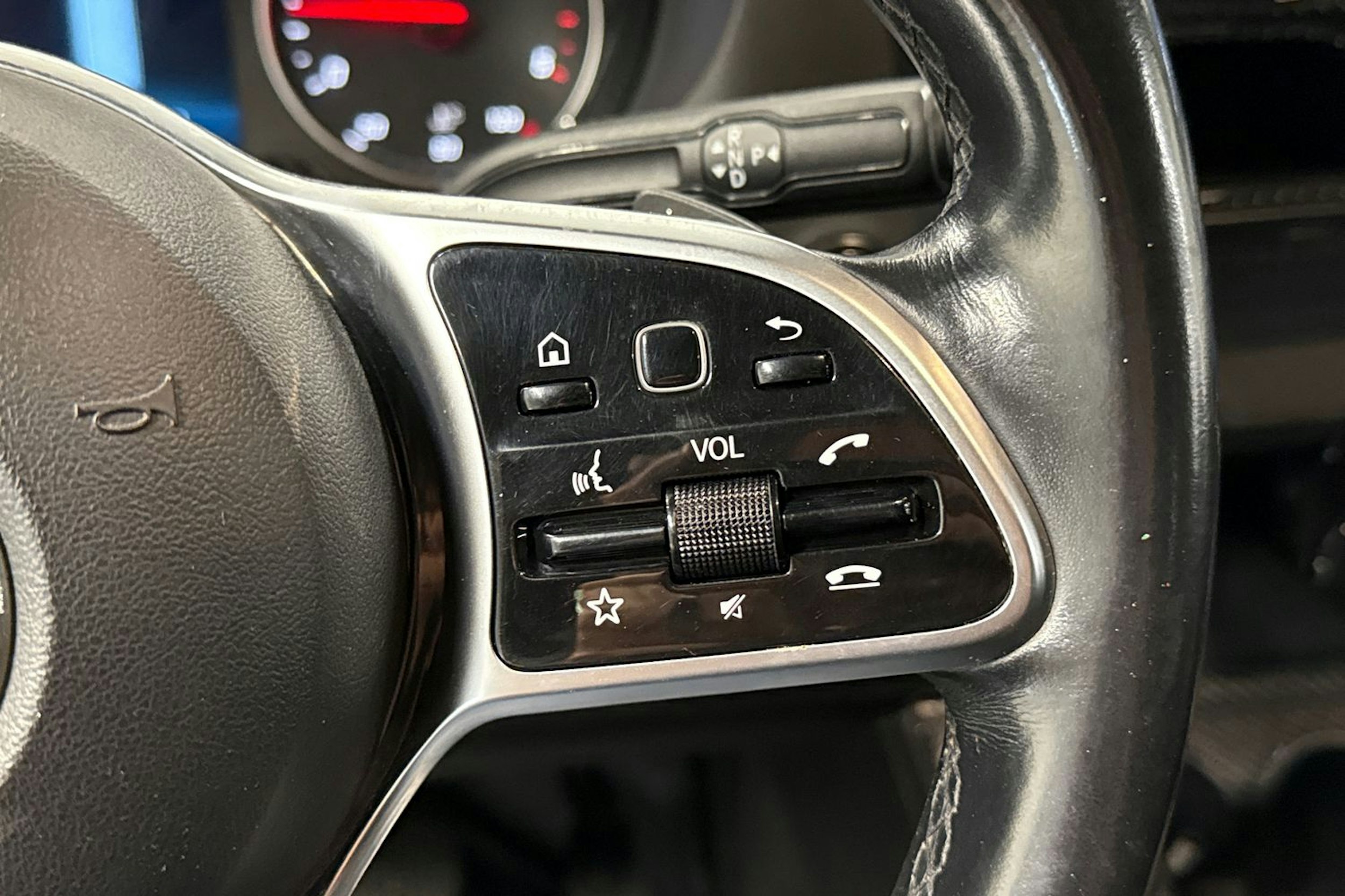 vihreä Mercedes-Benz Sprinter 2019 kuva 20.