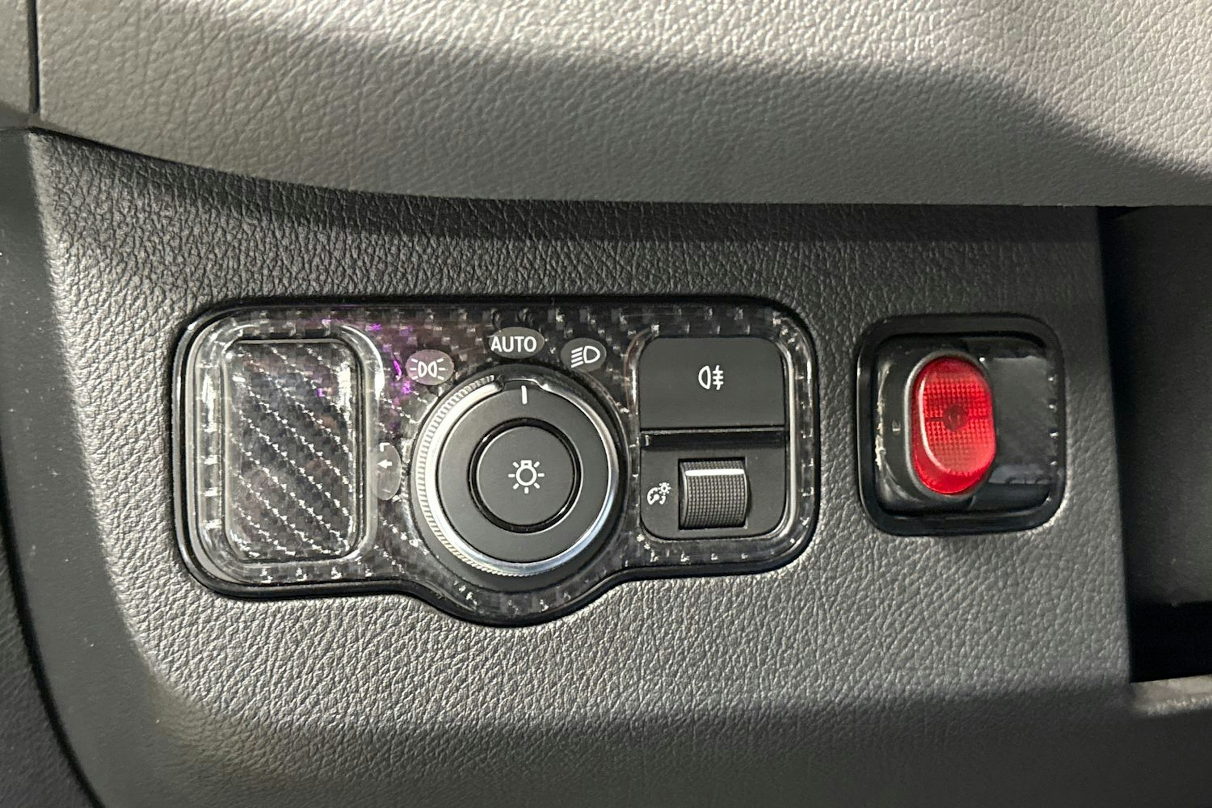 vihreä Mercedes-Benz Sprinter 2019 kuva 26.
