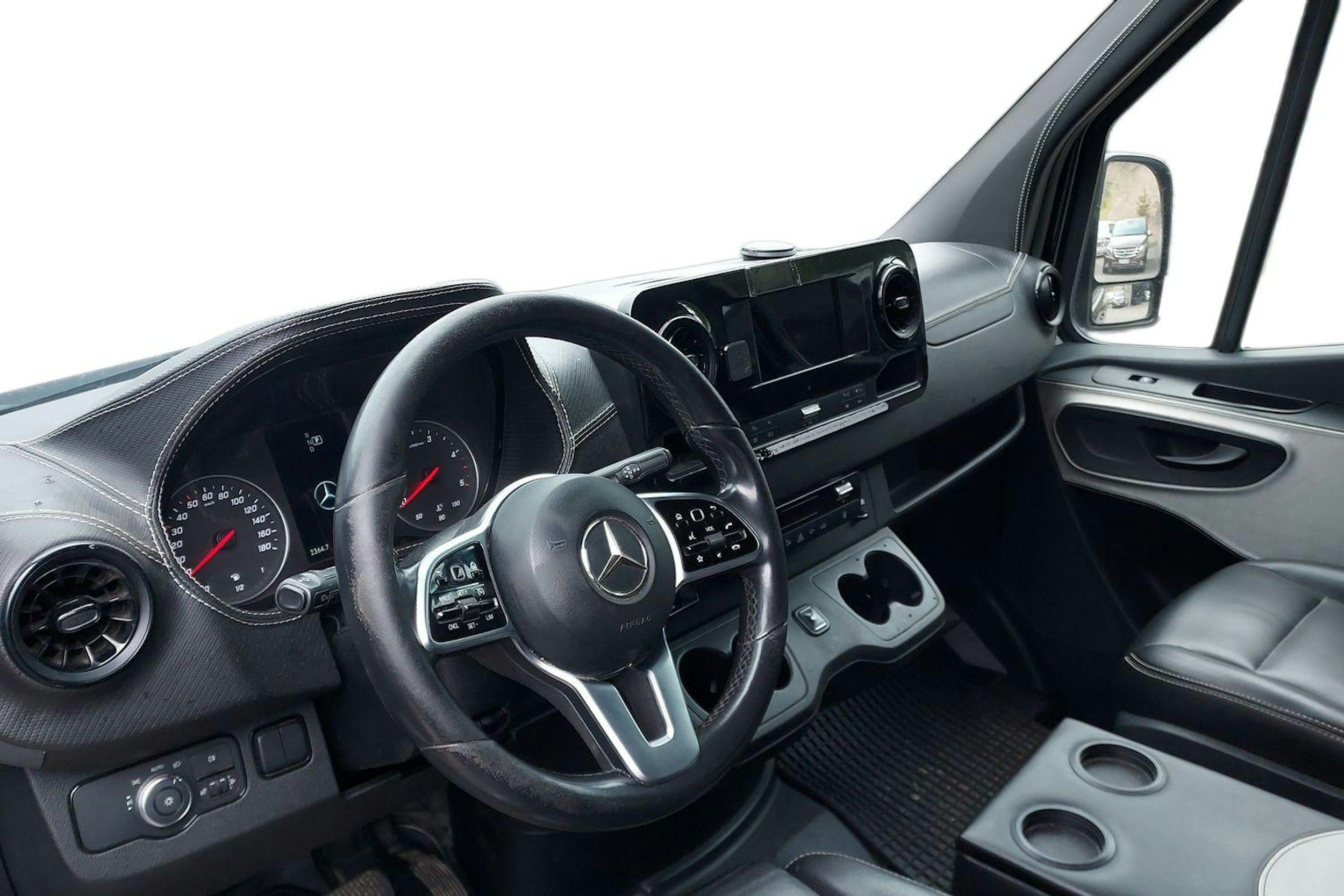 musta Mercedes-Benz Sprinter 2019 kuva 3.