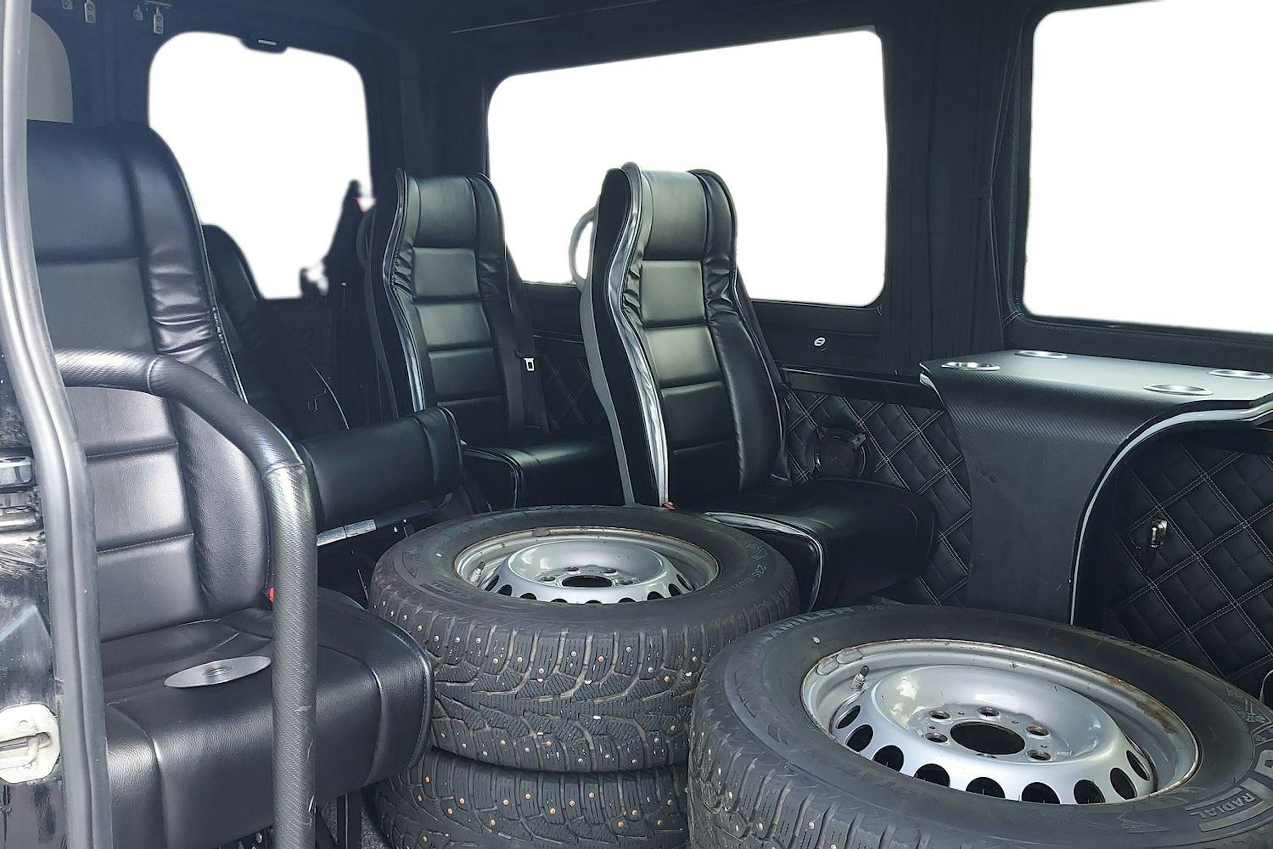 musta Mercedes-Benz Sprinter 2019 kuva 10.