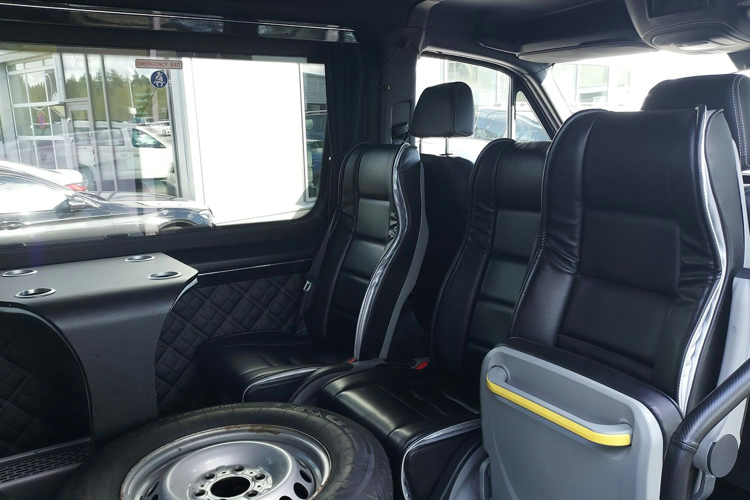 musta Mercedes-Benz Sprinter 2019 kuva 14.