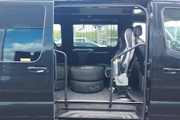 musta Mercedes-Benz Sprinter 2019 kuva 22.