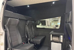 valkoinen Mercedes-Benz Sprinter 2019 kuva 13.