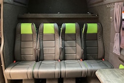 musta Mercedes-Benz Sprinter 2019 kuva 15.