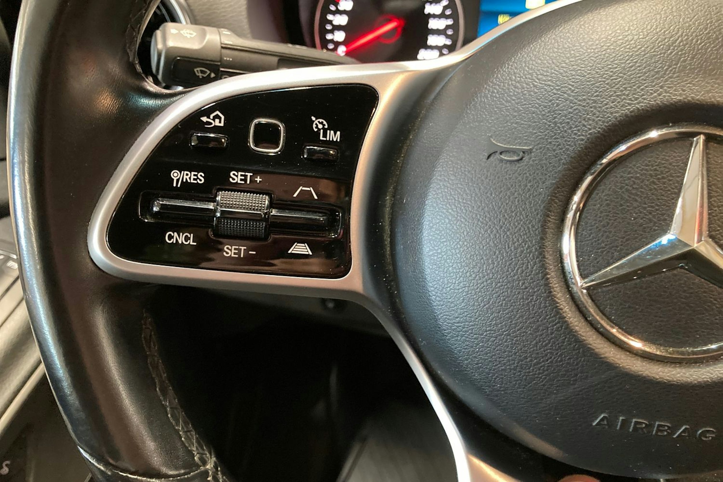 musta Mercedes-Benz Sprinter 2019 kuva 28.
