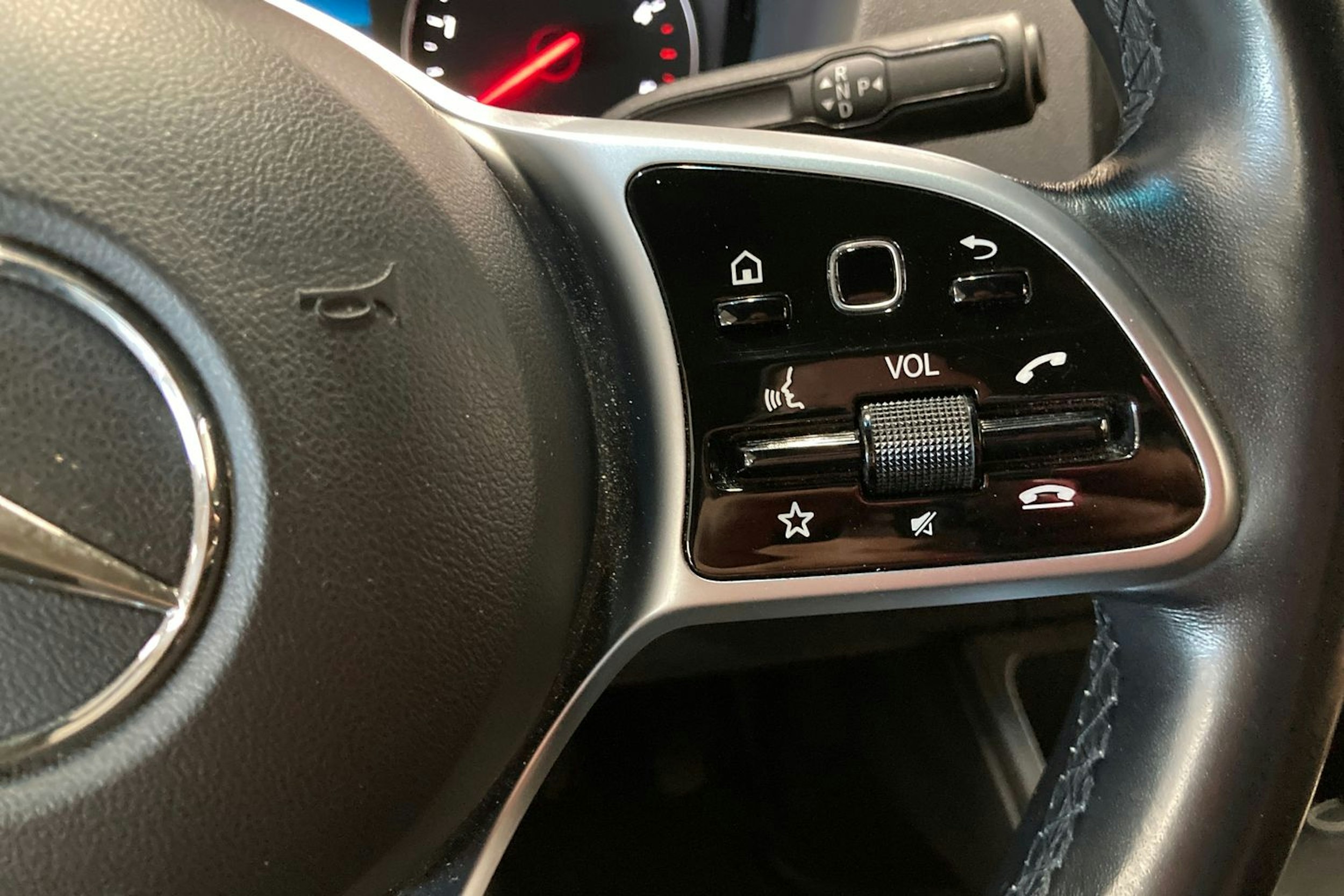 musta Mercedes-Benz Sprinter 2019 kuva 29.