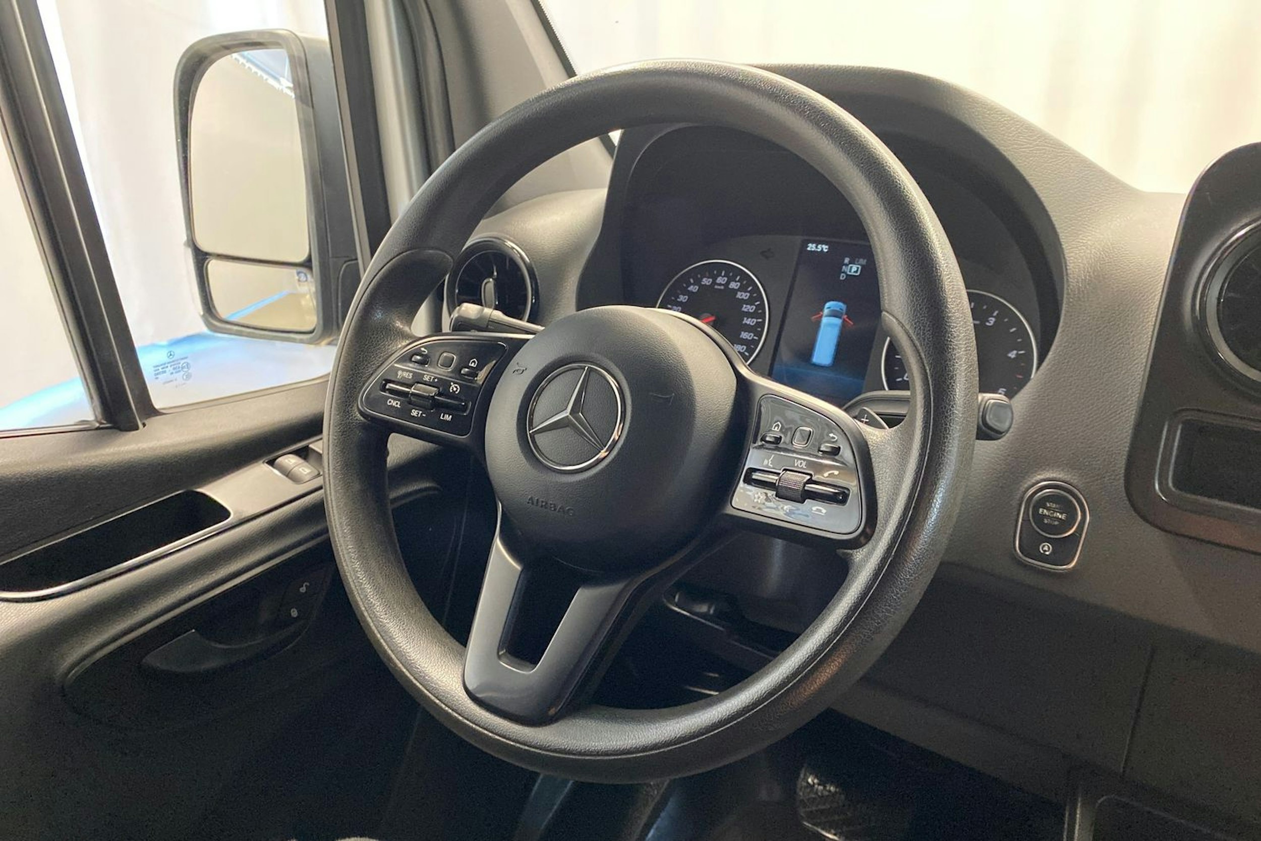 harmaa Mercedes-Benz Sprinter 2019 kuva 14.