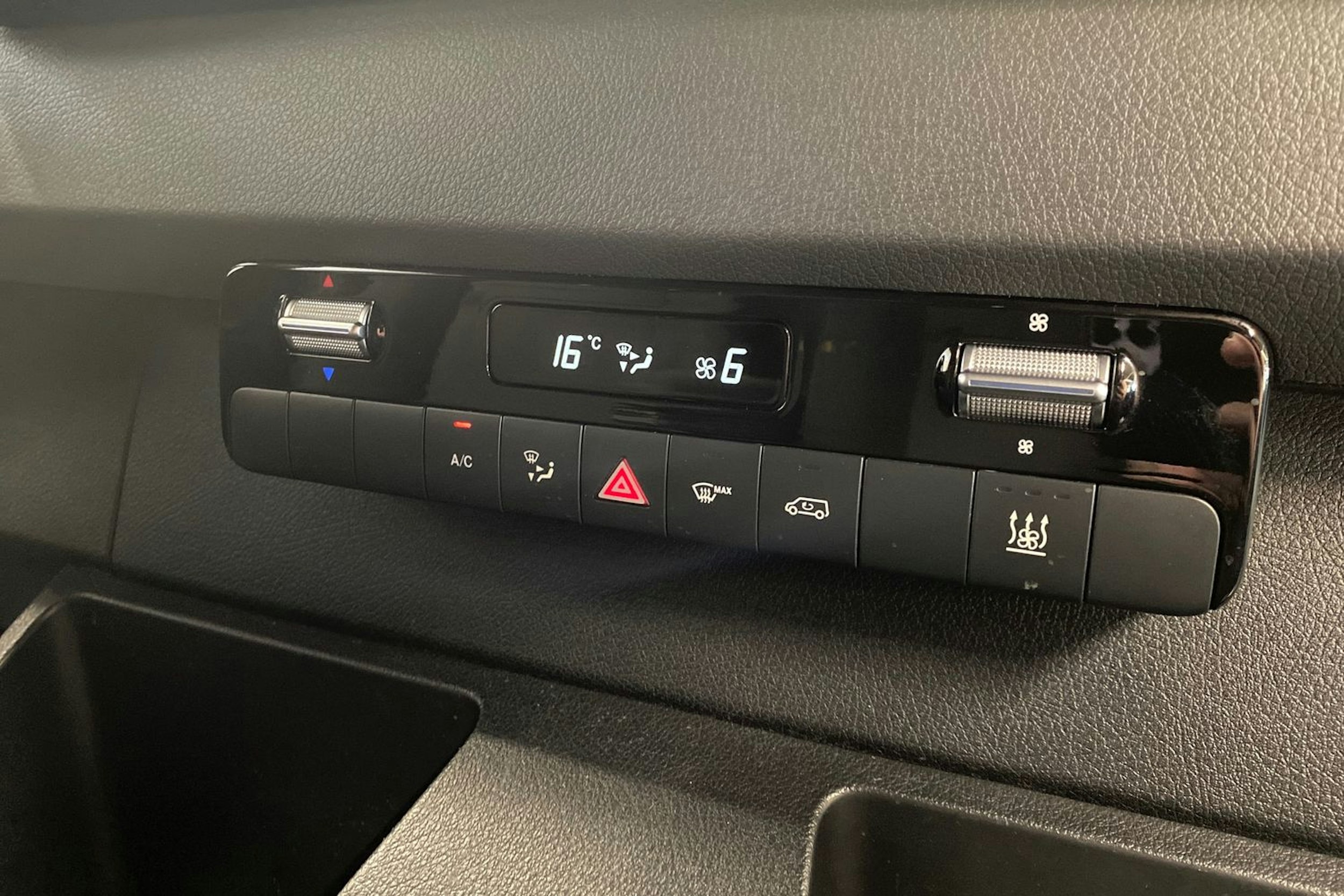 harmaa Mercedes-Benz Sprinter 2019 kuva 20.