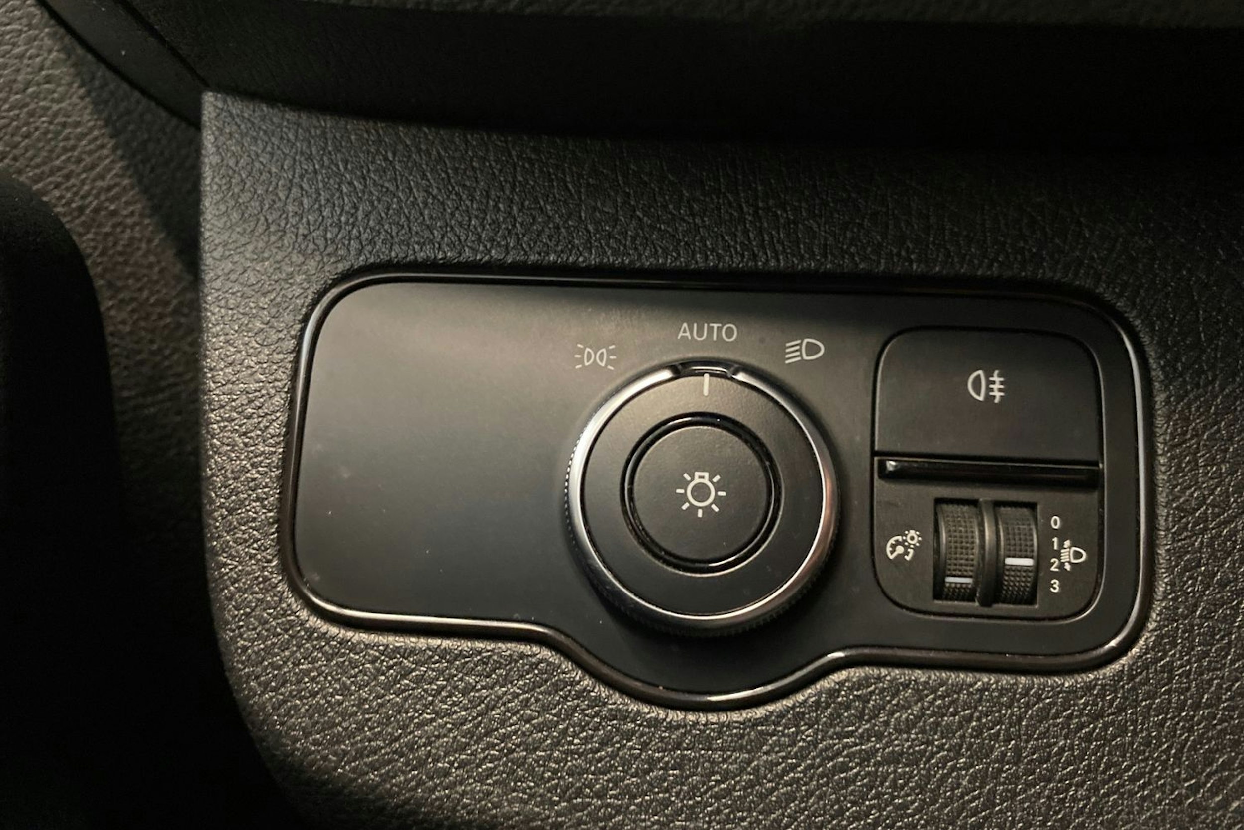 harmaa Mercedes-Benz Sprinter 2019 kuva 21.