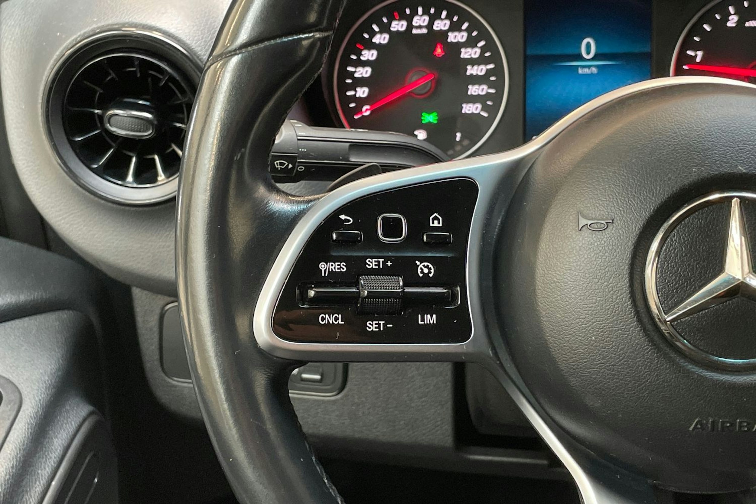 harmaa Mercedes-Benz Sprinter 2019 kuva 17.