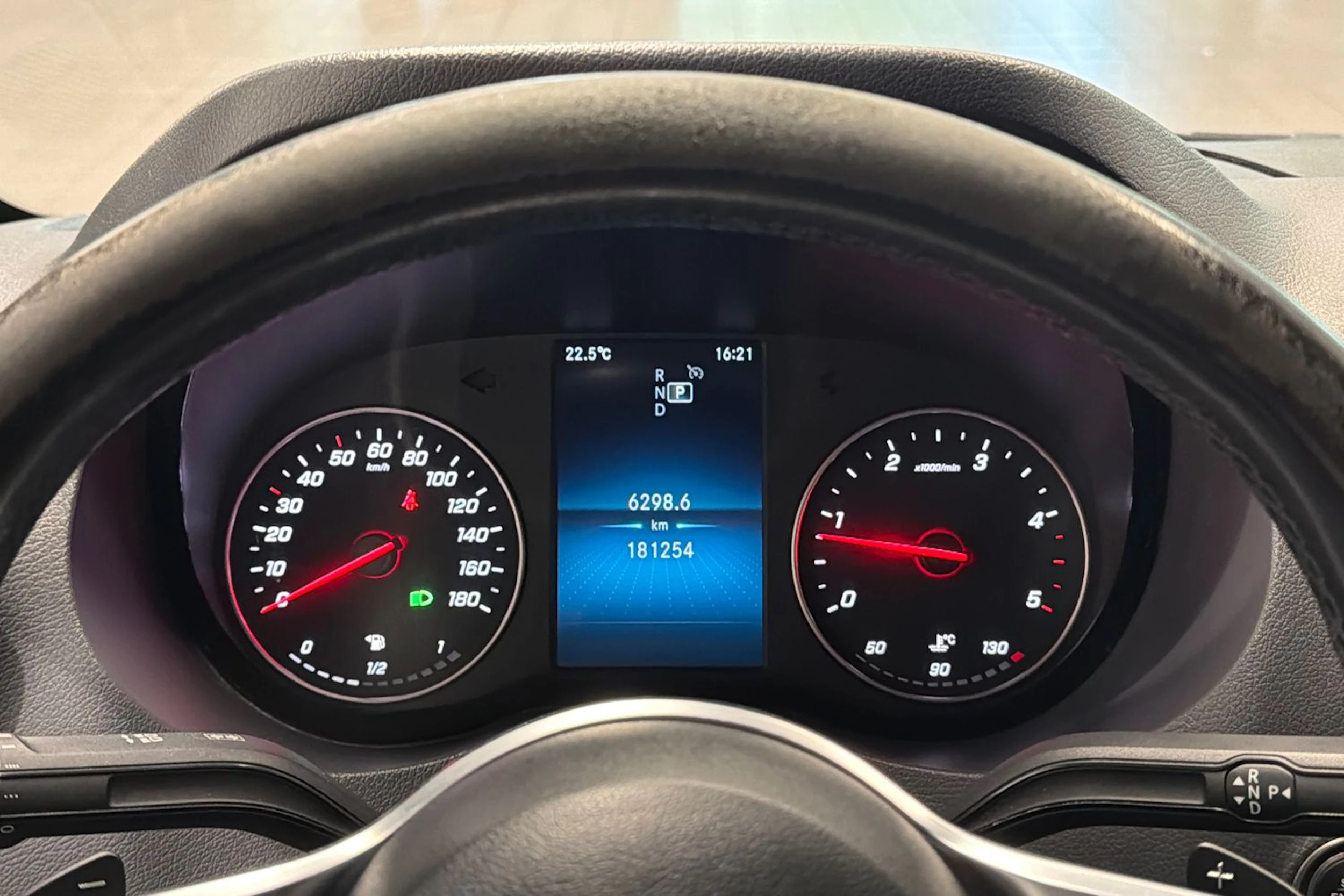Musta Mercedes-Benz SPRINTER 2019 kuva 19.