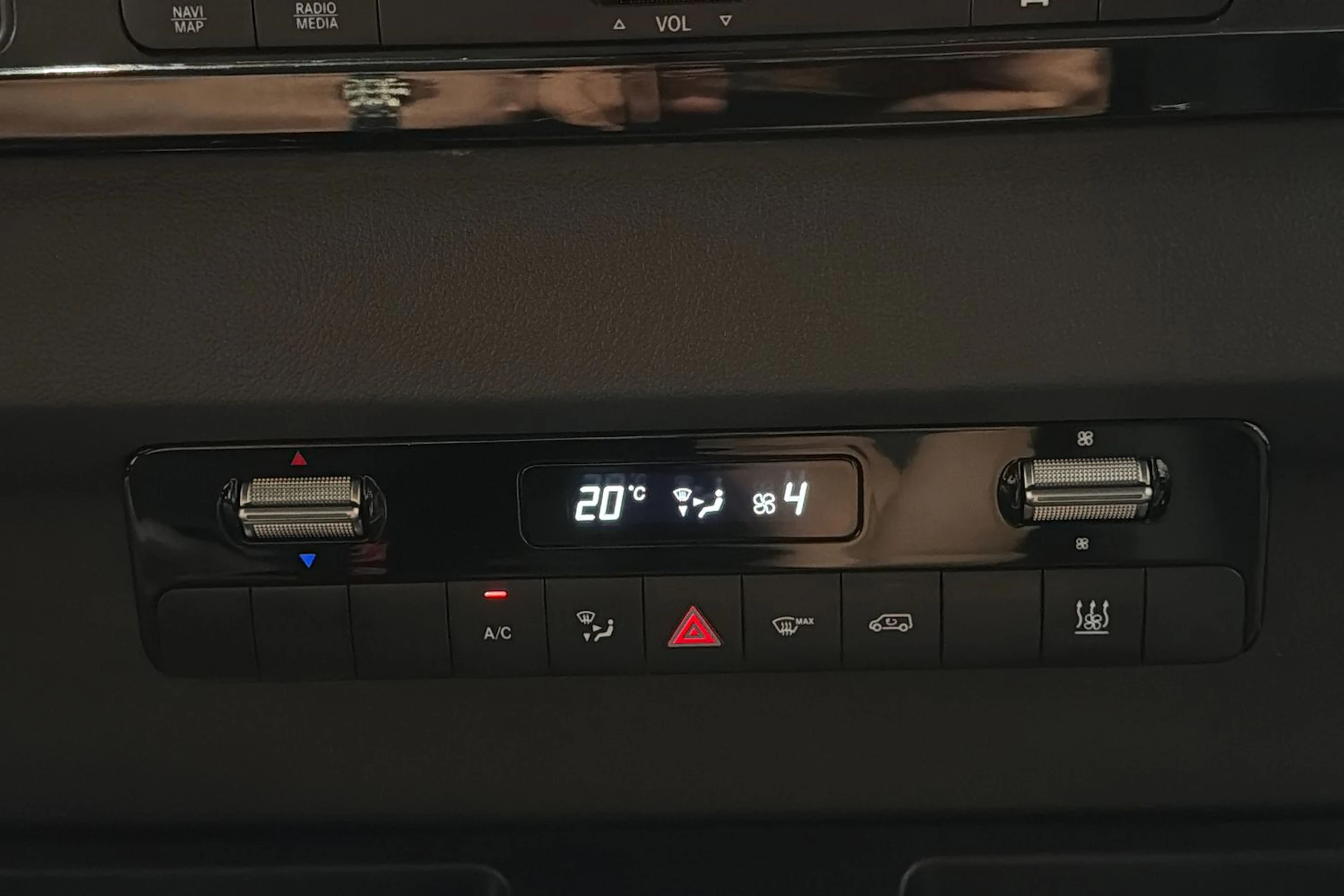 Musta Mercedes-Benz SPRINTER 2019 kuva 23.