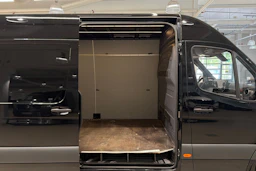 Musta Mercedes-Benz SPRINTER 2019 kuva 26.