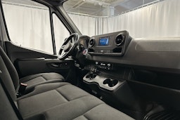 valkoinen Mercedes-Benz Sprinter 2020 kuva 6.