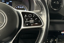 valkoinen Mercedes-Benz Sprinter 2020 kuva 8.