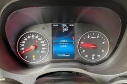 valkoinen Mercedes-Benz Sprinter 2020 kuva 17.