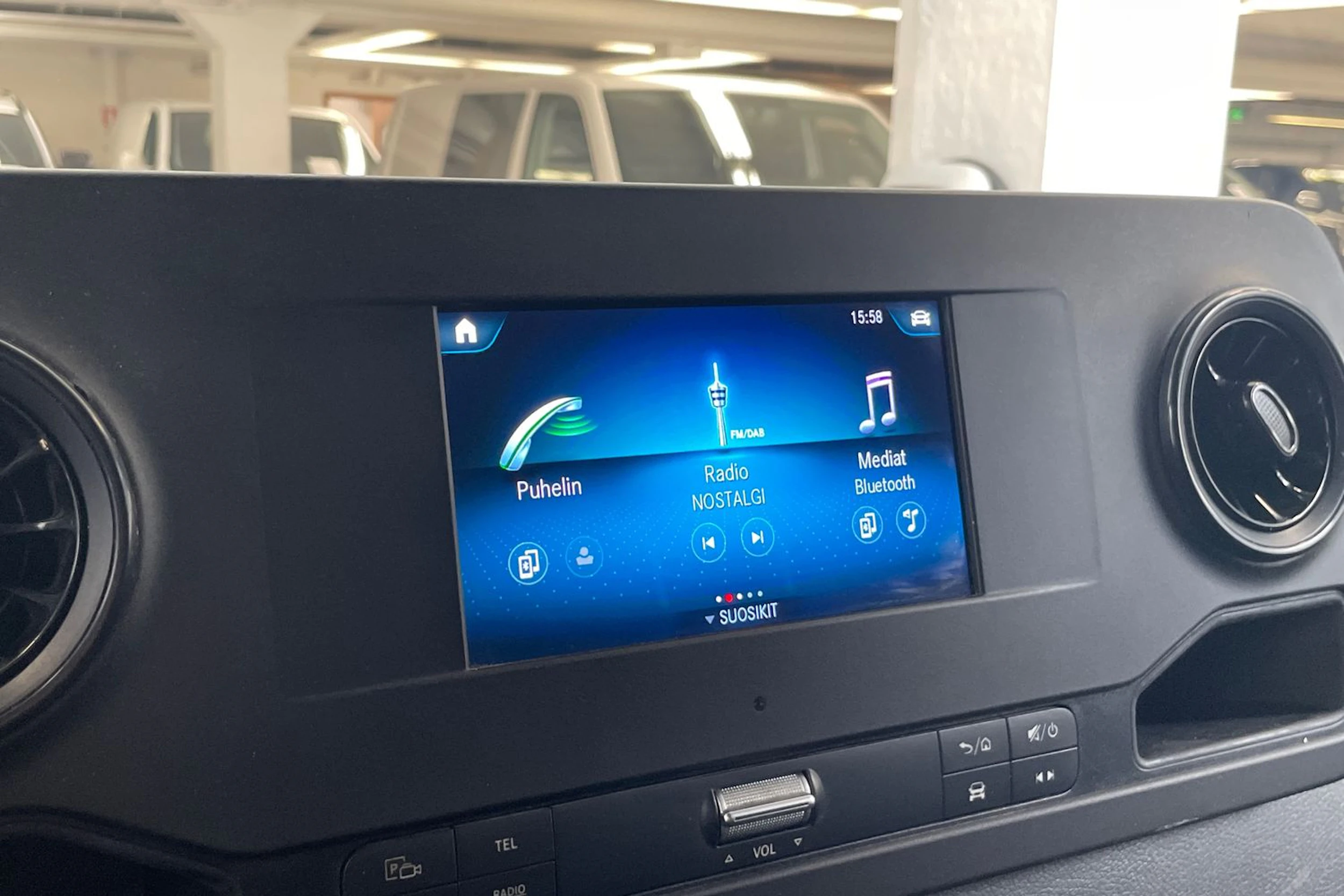 valkoinen Mercedes-Benz Sprinter 2020 kuva 25.