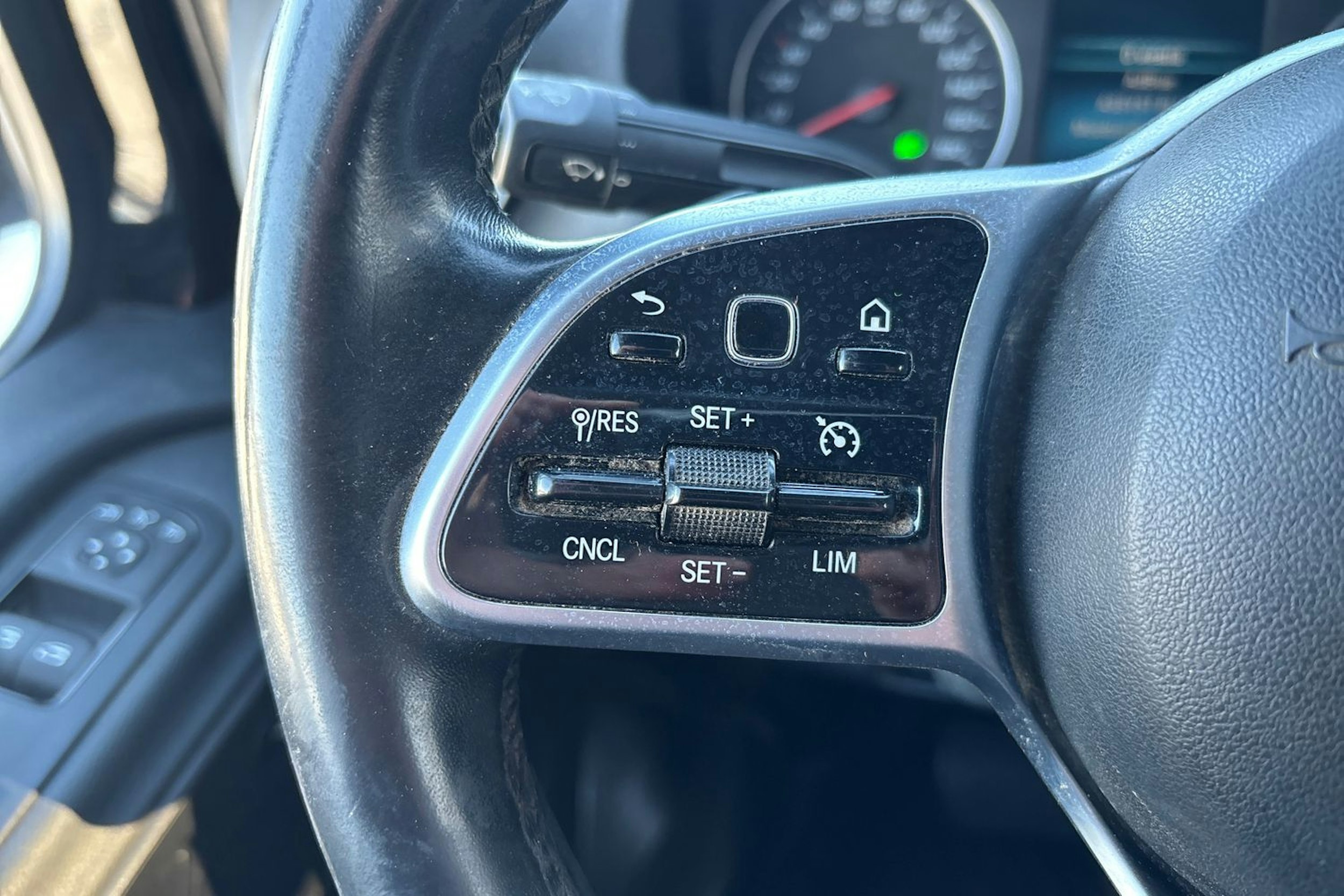 Musta Mercedes-Benz SPRINTER 2020 kuva 18.