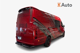 punainen Mercedes-Benz Sprinter 2020 kuva 2.