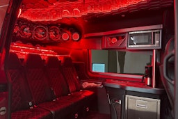punainen Mercedes-Benz Sprinter 2020 kuva 13.
