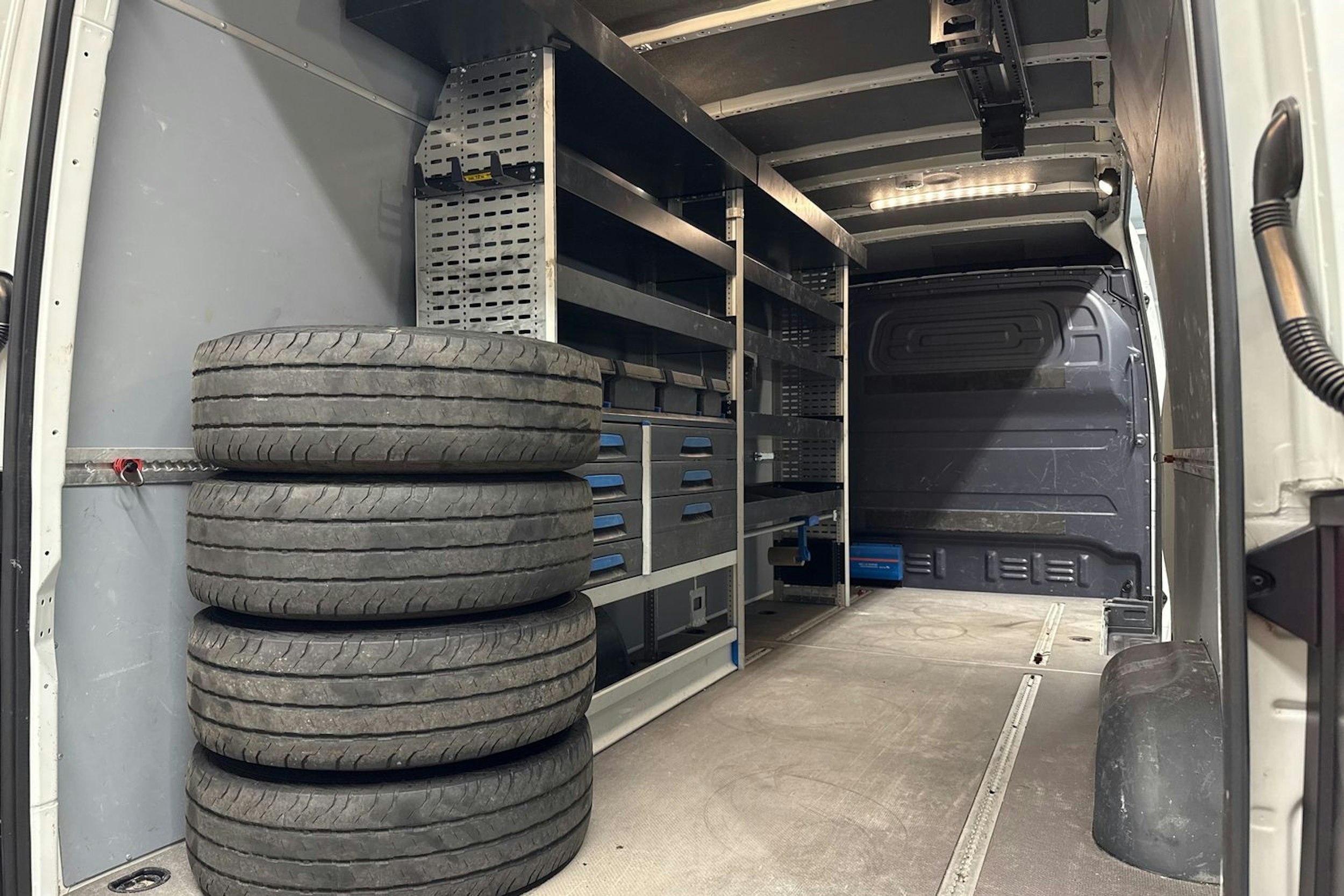 Valkoinen Mercedes-Benz SPRINTER 2020 kuva 14.