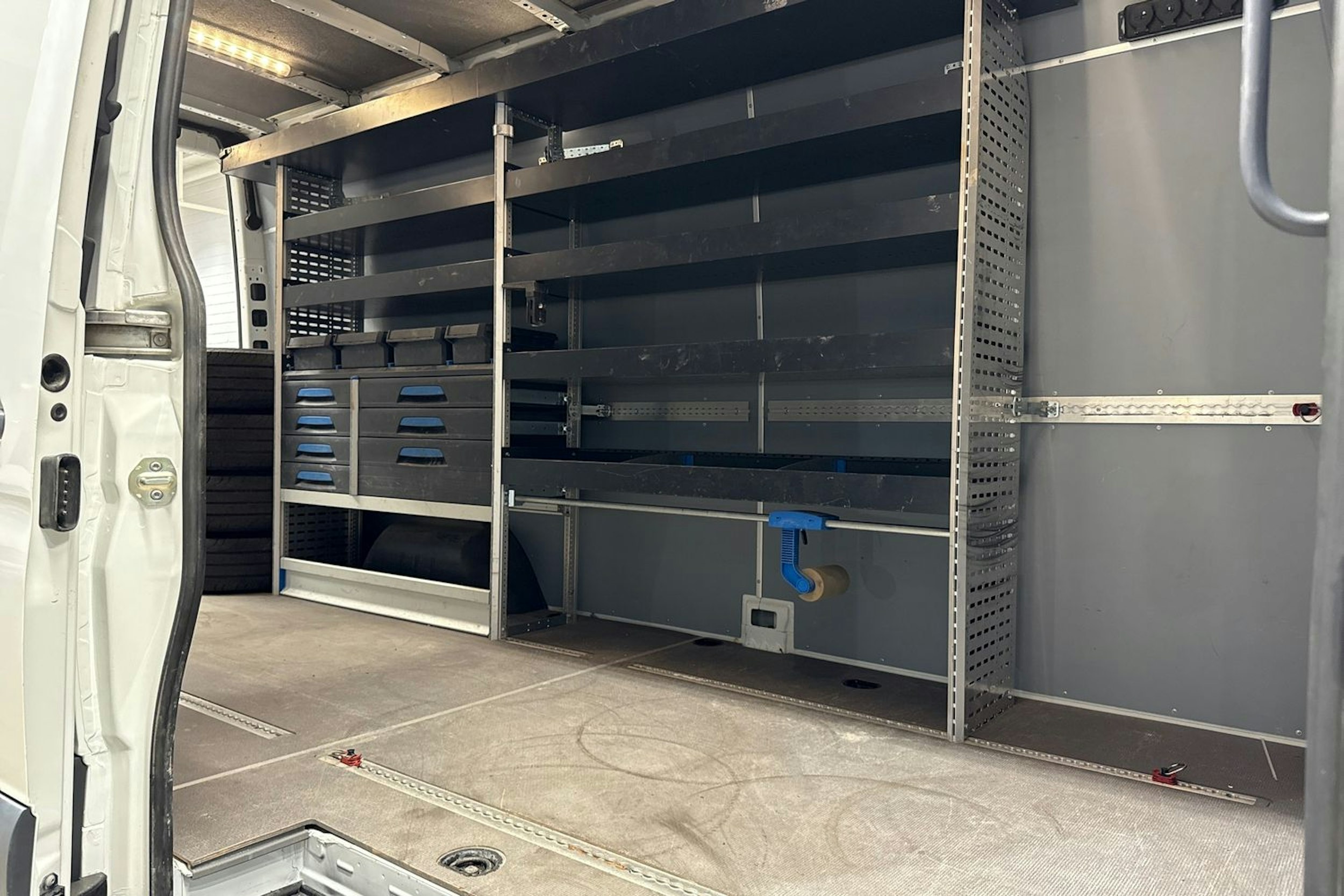 Valkoinen Mercedes-Benz SPRINTER 2020 kuva 16.