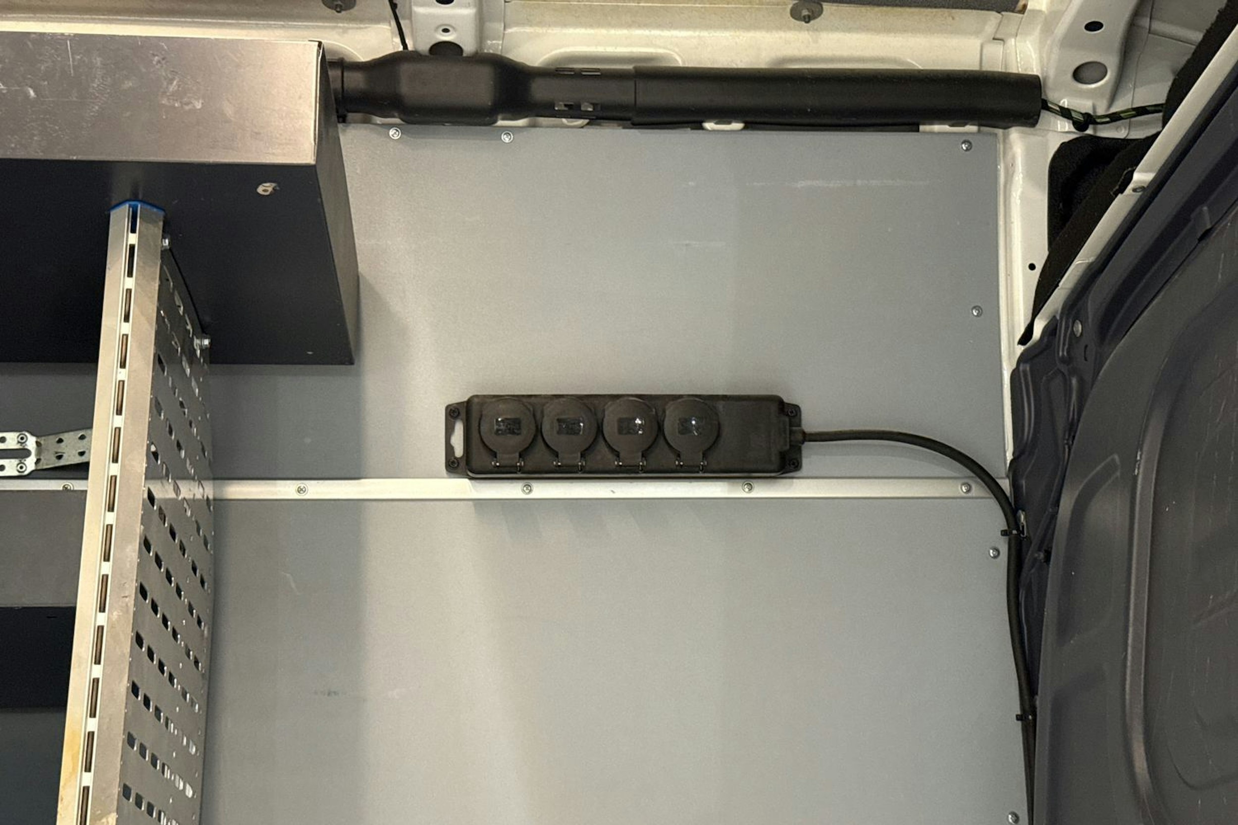 Valkoinen Mercedes-Benz SPRINTER 2020 kuva 18.