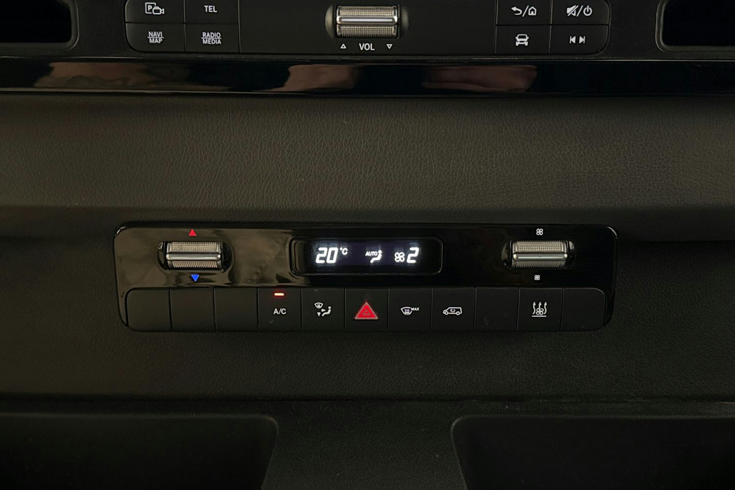 Valkoinen Mercedes-Benz SPRINTER 2020 kuva 23.