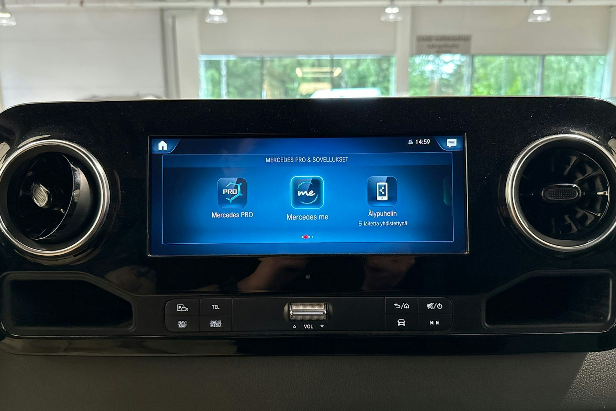 Valkoinen Mercedes-Benz SPRINTER 2020 kuva 26.