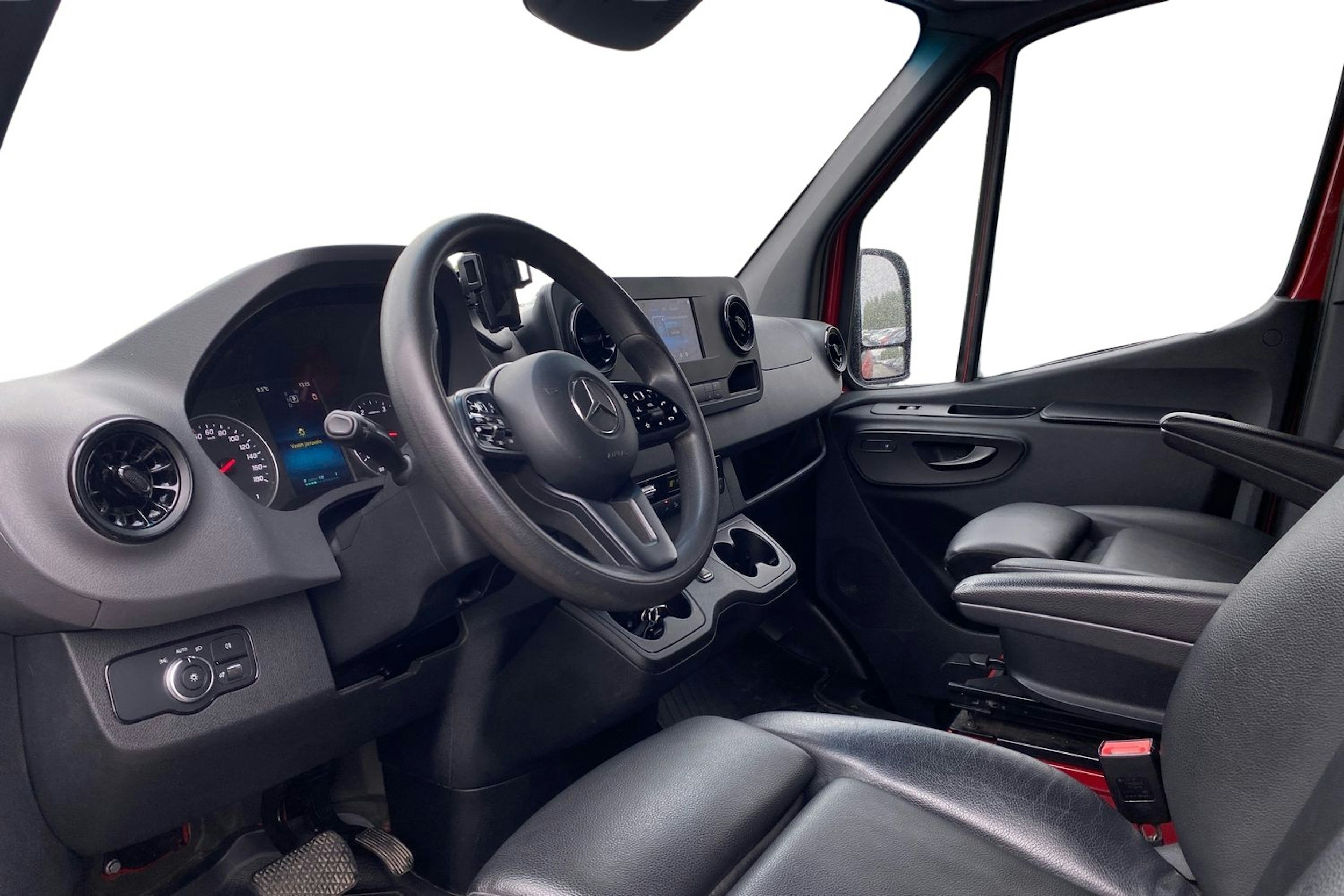 punainen Mercedes-Benz Sprinter 2020 kuva 3.