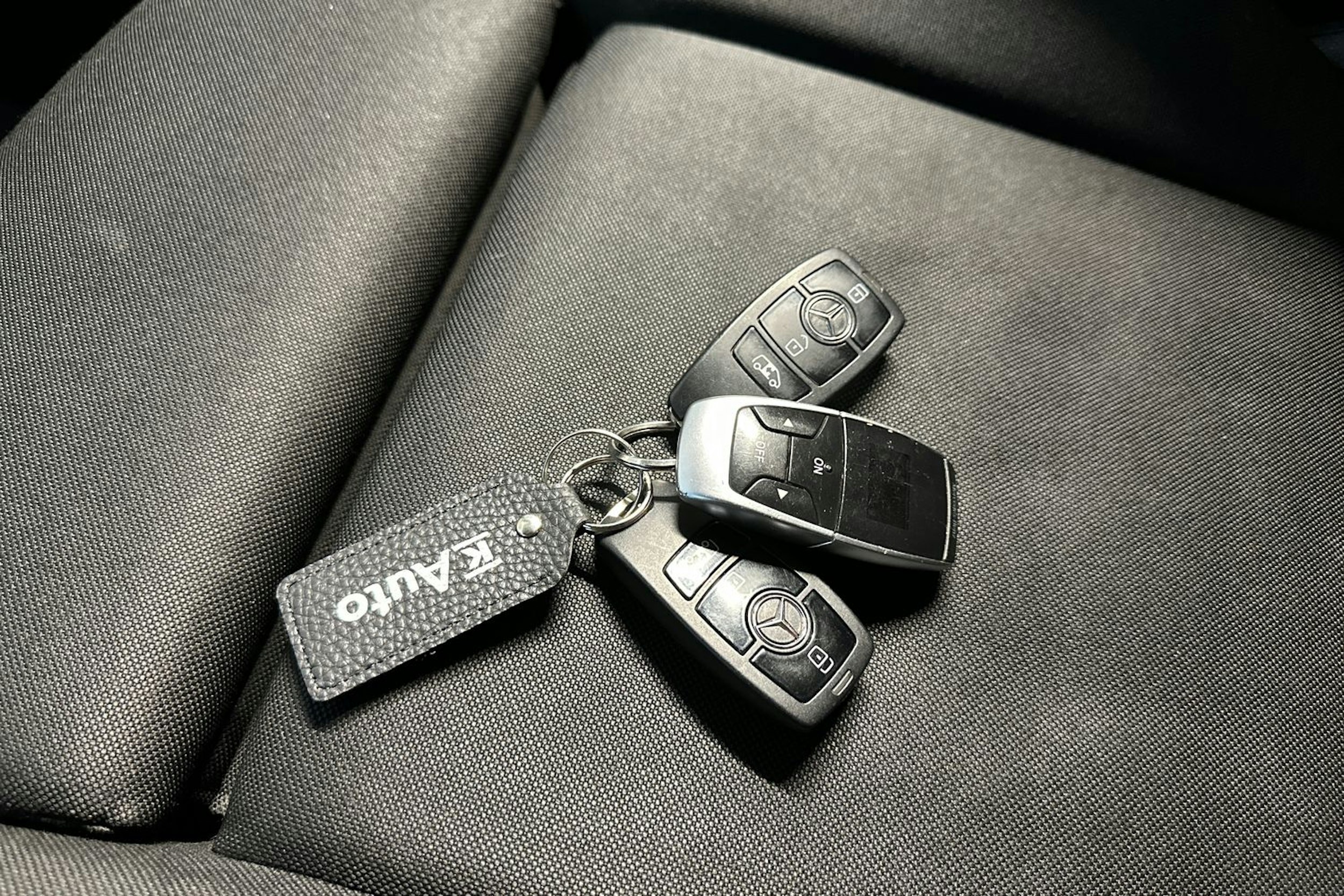 musta Mercedes-Benz Sprinter 2020 kuva 18.