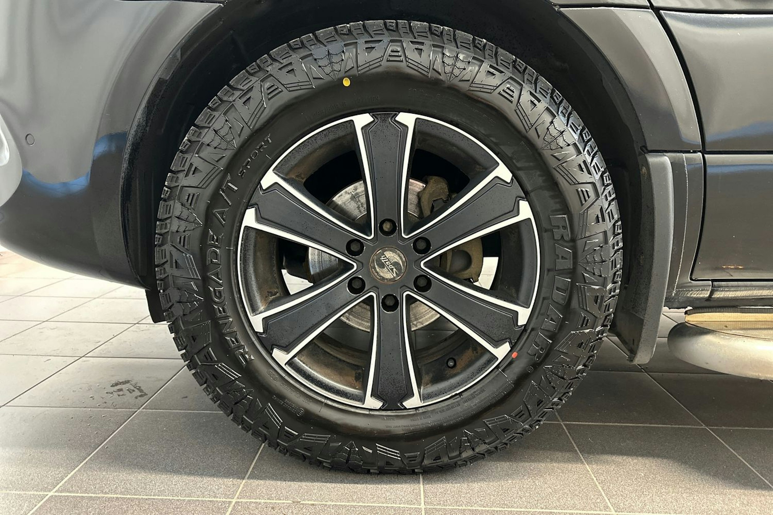 musta Mercedes-Benz Sprinter 2020 kuva 19.