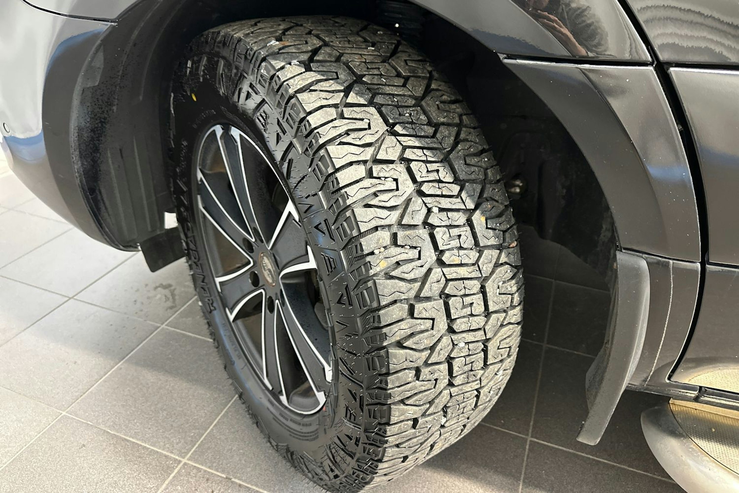 musta Mercedes-Benz Sprinter 2020 kuva 20.