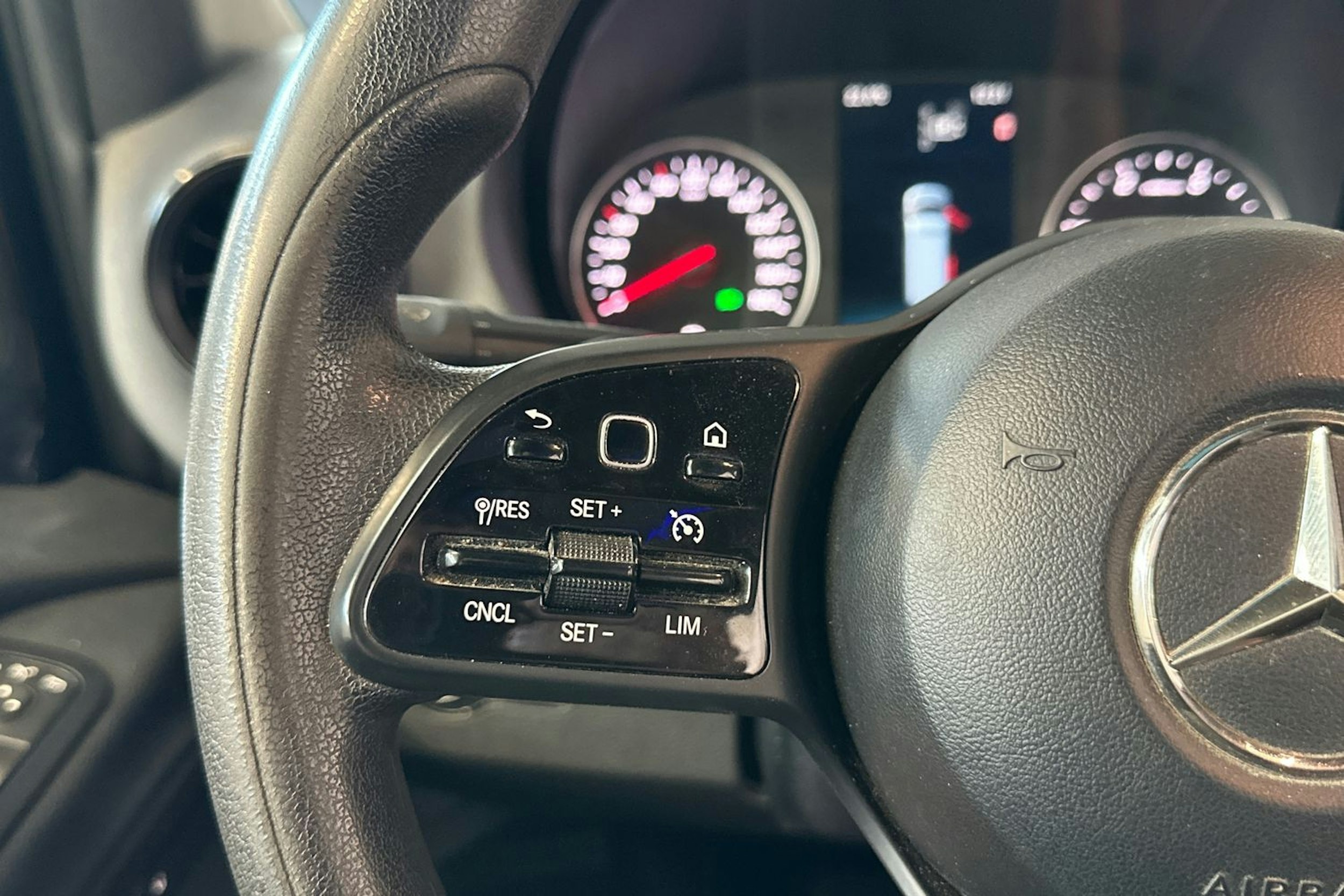 musta Mercedes-Benz Sprinter 2020 kuva 17.