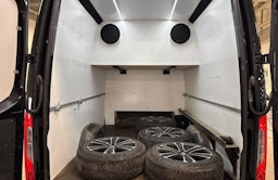 musta Mercedes-Benz Sprinter 2020 kuva 29.