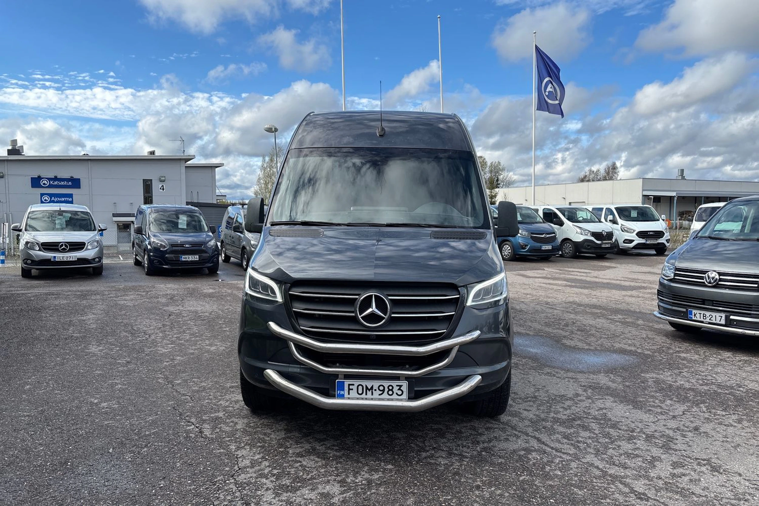 harmaa Mercedes-Benz Sprinter 2020 kuva 10.