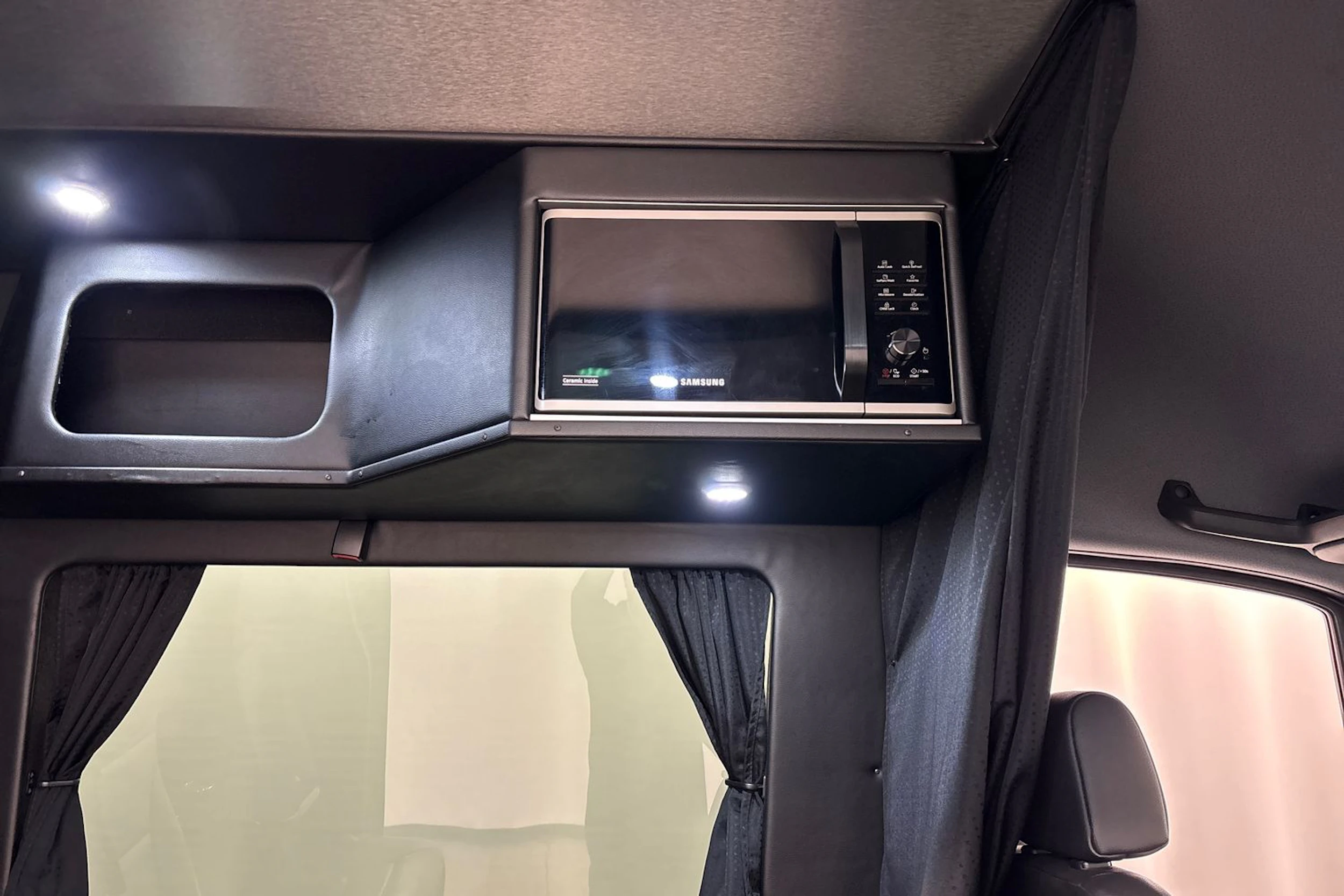 harmaa Mercedes-Benz Sprinter 2020 kuva 15.